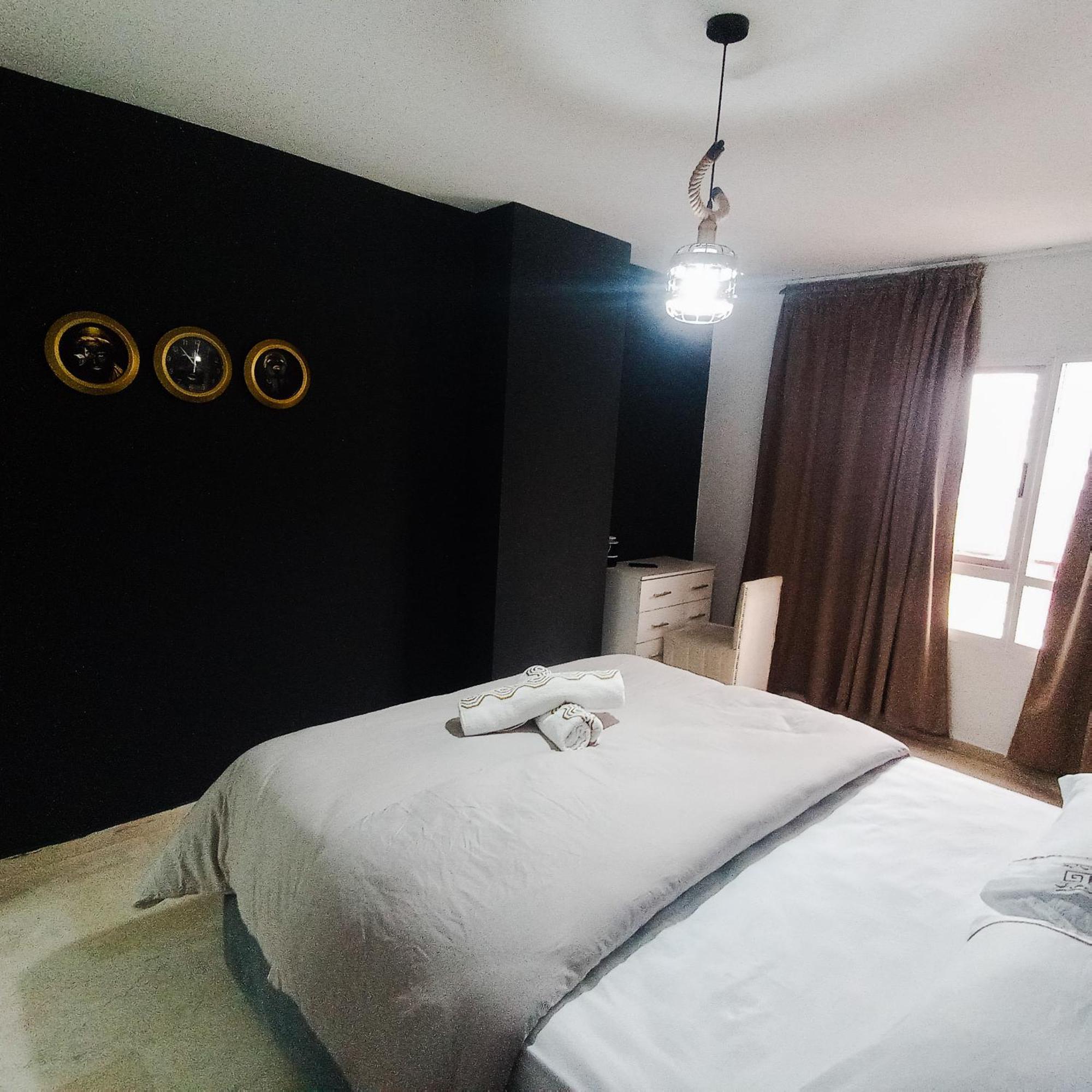 Moderne Appartement Au Plein Centre-Ville En Face Hilton & La Gare De Train Tgv Avec Climatisation แทนเจียร์ ภายนอก รูปภาพ