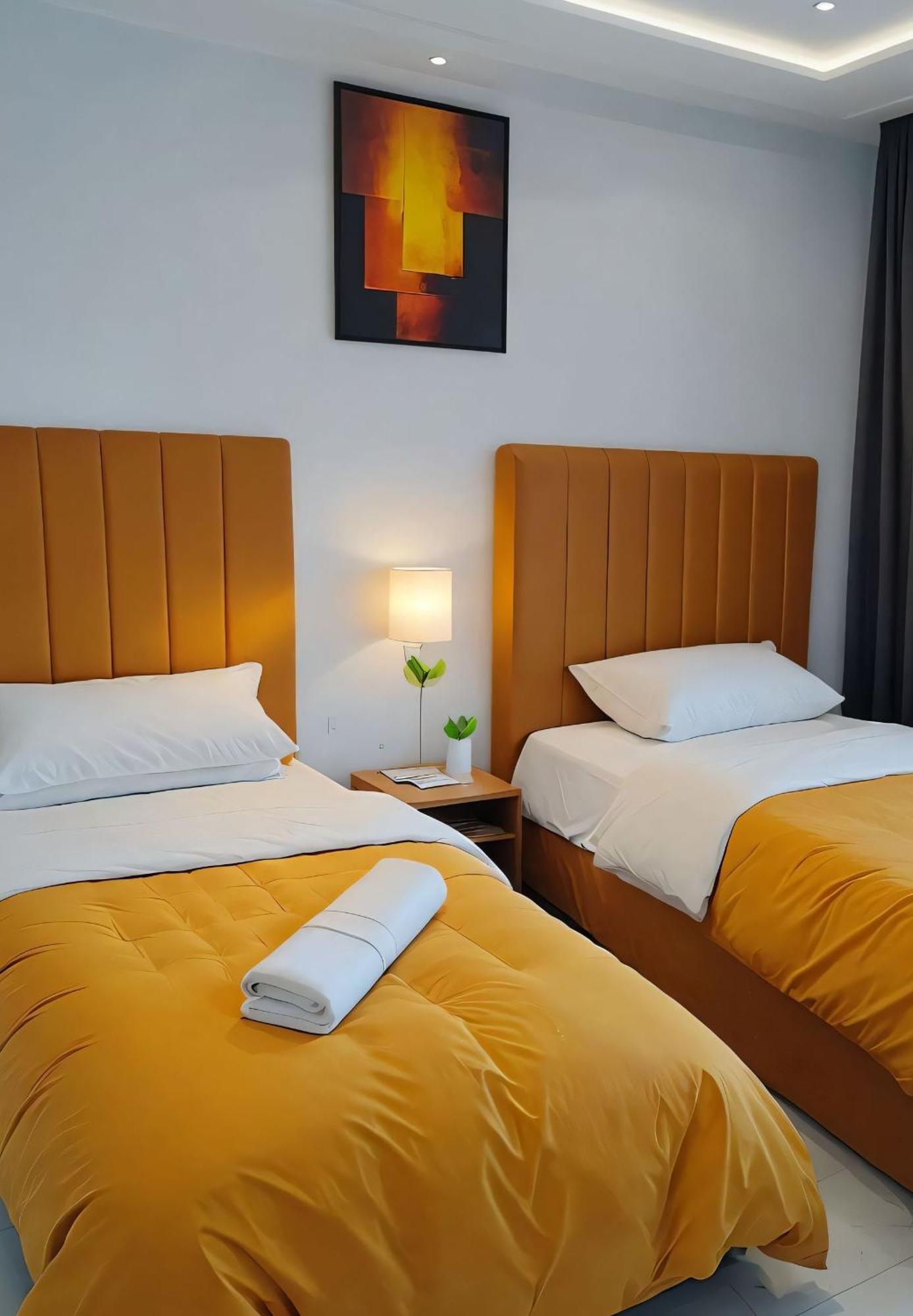 Moderne Appartement Au Plein Centre-Ville En Face Hilton & La Gare De Train Tgv Avec Climatisation แทนเจียร์ ภายนอก รูปภาพ